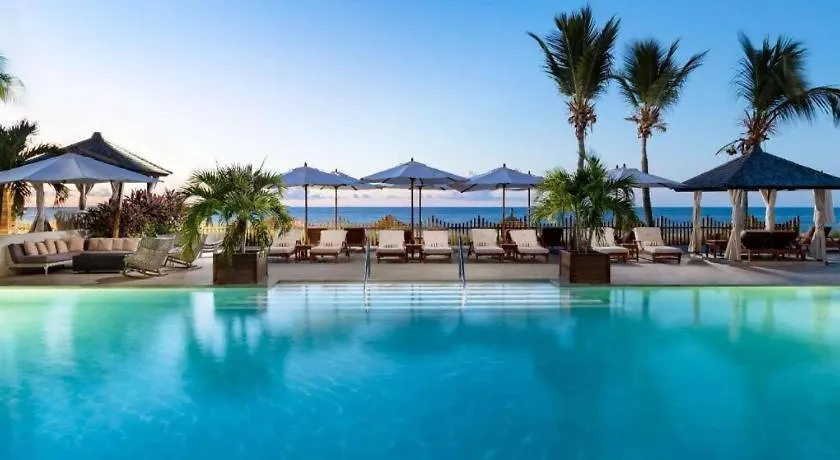 **** Semesteranläggning (resort) Seven Stars Resort&Spa Grace Bay Turks- och Caicosöarna